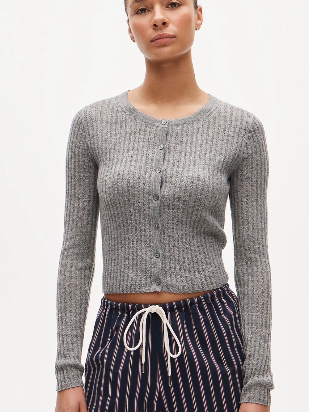 J.CREW Featherweight Cashmere pointelle Button Front Cardigan
Sweater Gray S